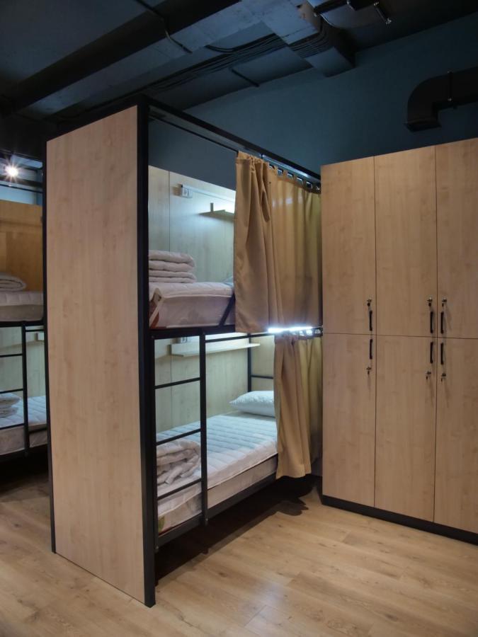 Muras Hostel Bishkek Bagian luar foto